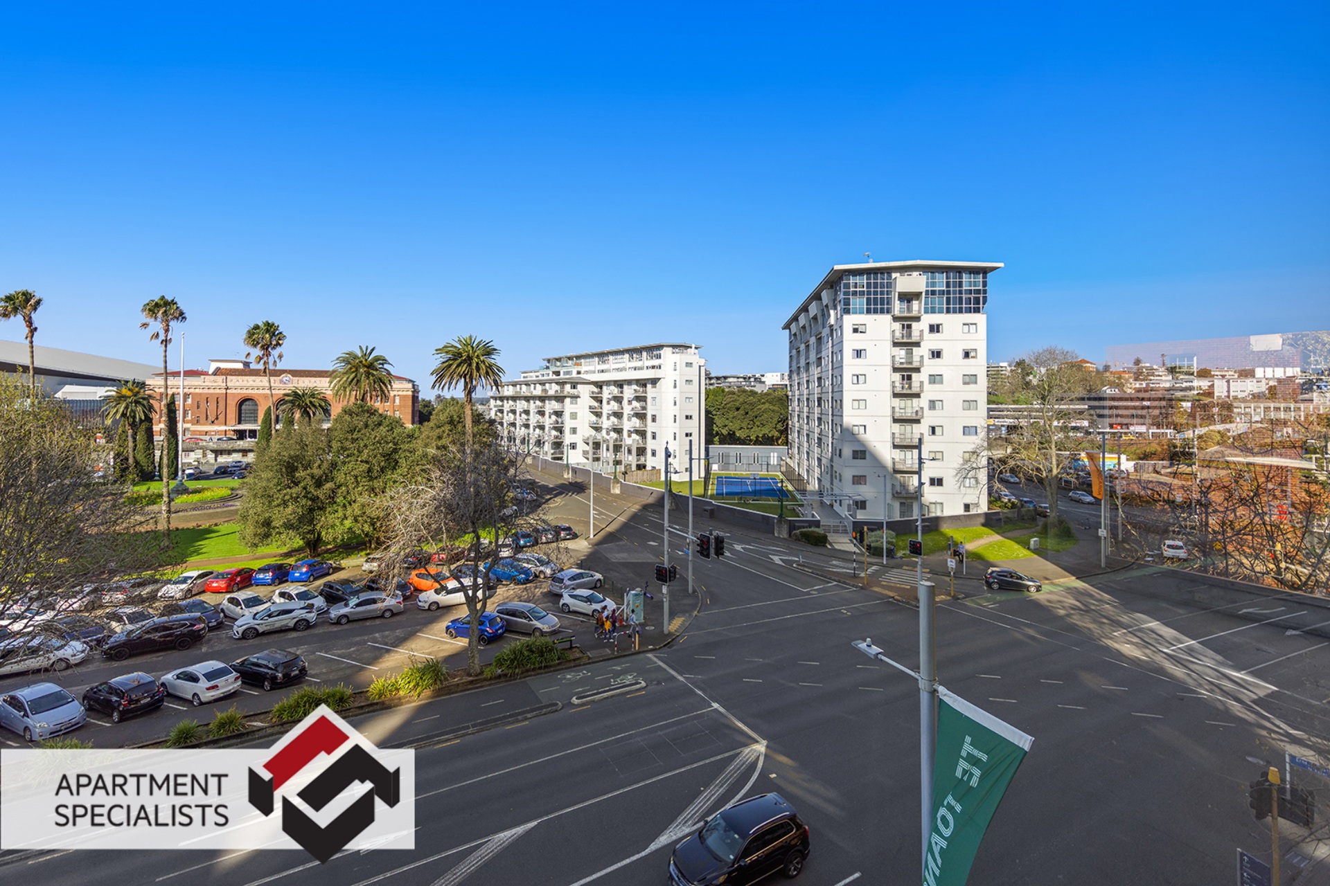 7 | 121 Beach Road, City Centre | Apartment Specialists