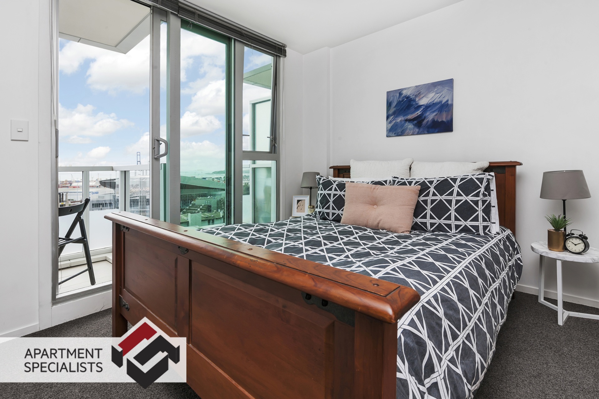 6 | 85 Beach Road, City Centre | Apartment Specialists