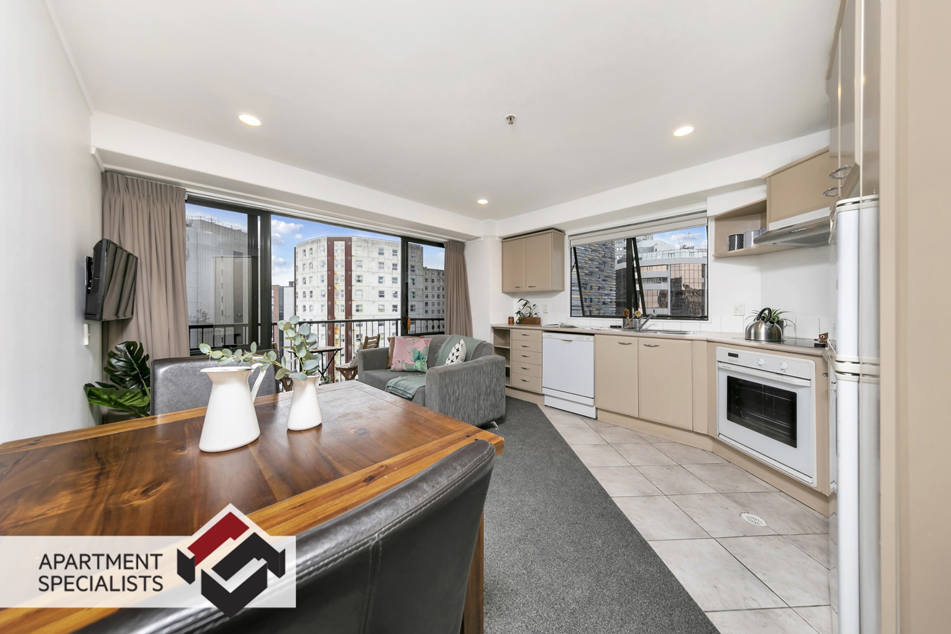 4 | 6 Whitaker Place, City Centre | Apartment Specialists