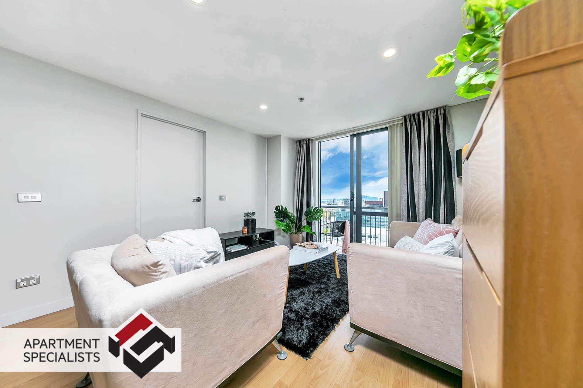 6 | 76 Wakefield Street, City Centre | Apartment Specialists