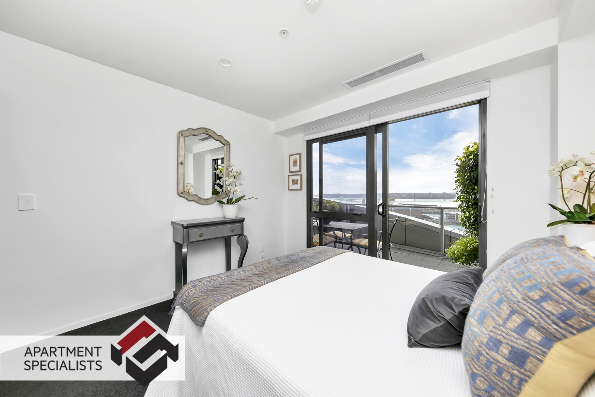 17 | 1 Hobson Street, City Centre | Apartment Specialists