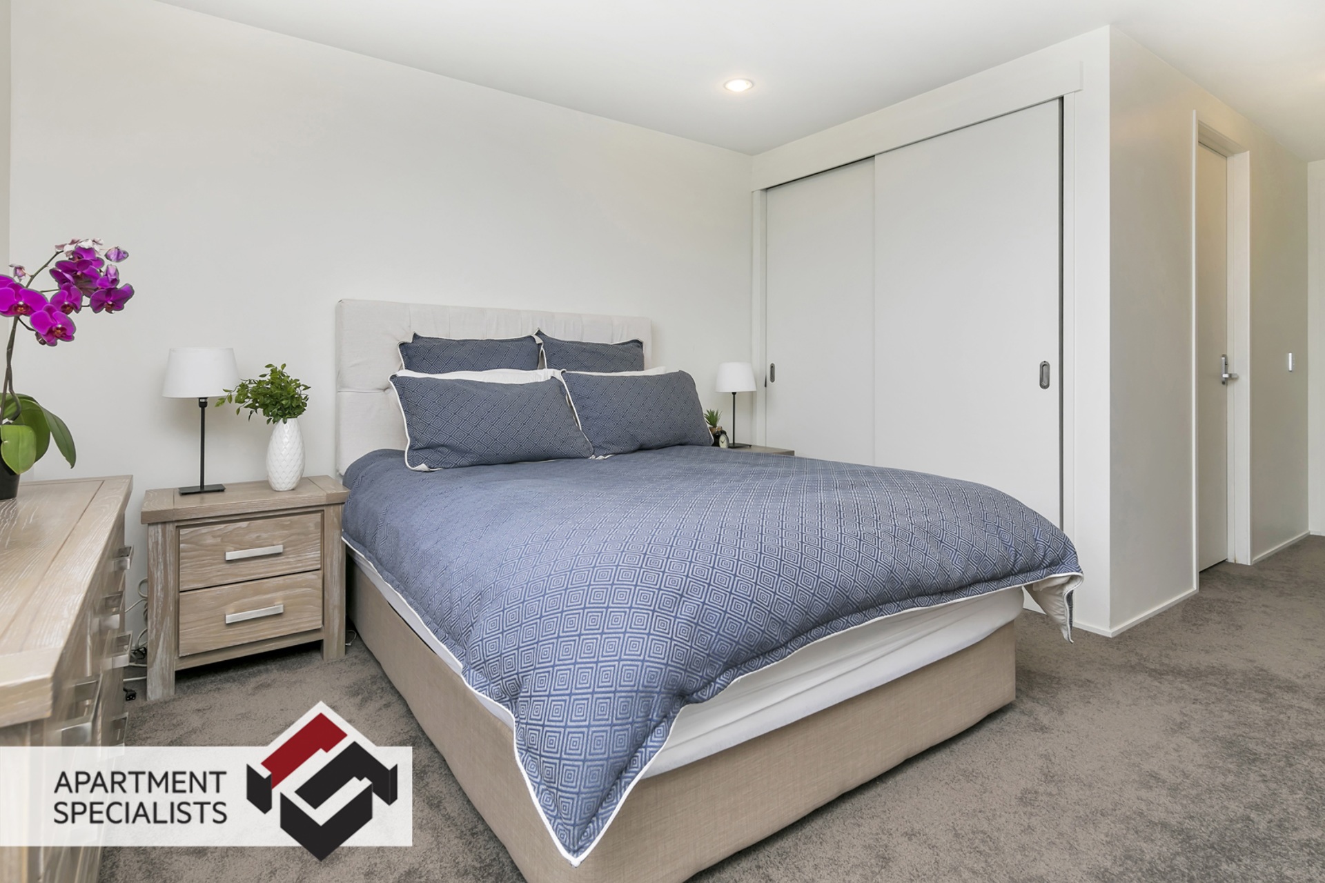 9 | 30 Beach Road, City Centre | Apartment Specialists