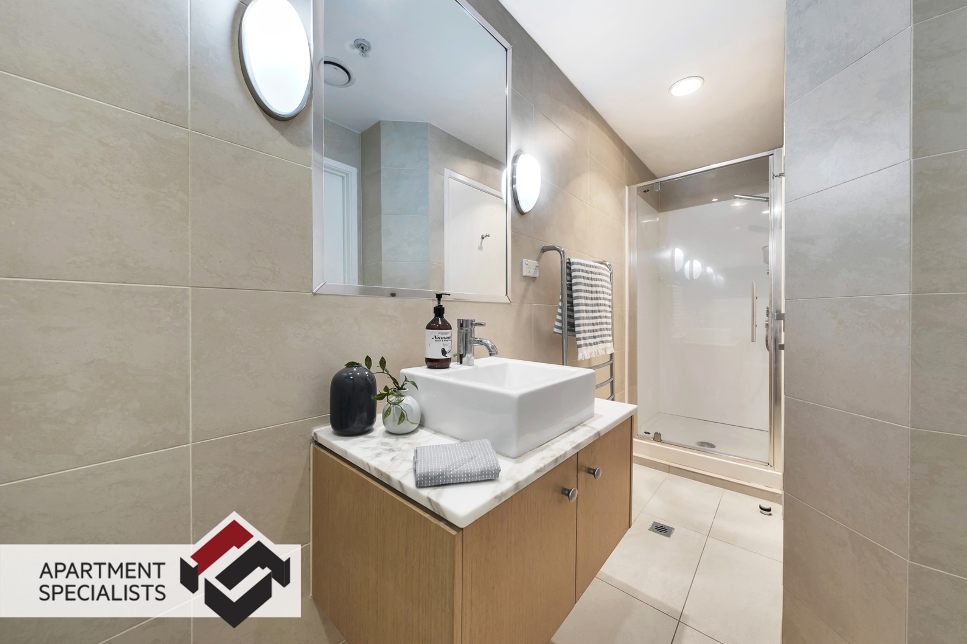 12 | 1 Hobson Street, City Centre | Apartment Specialists