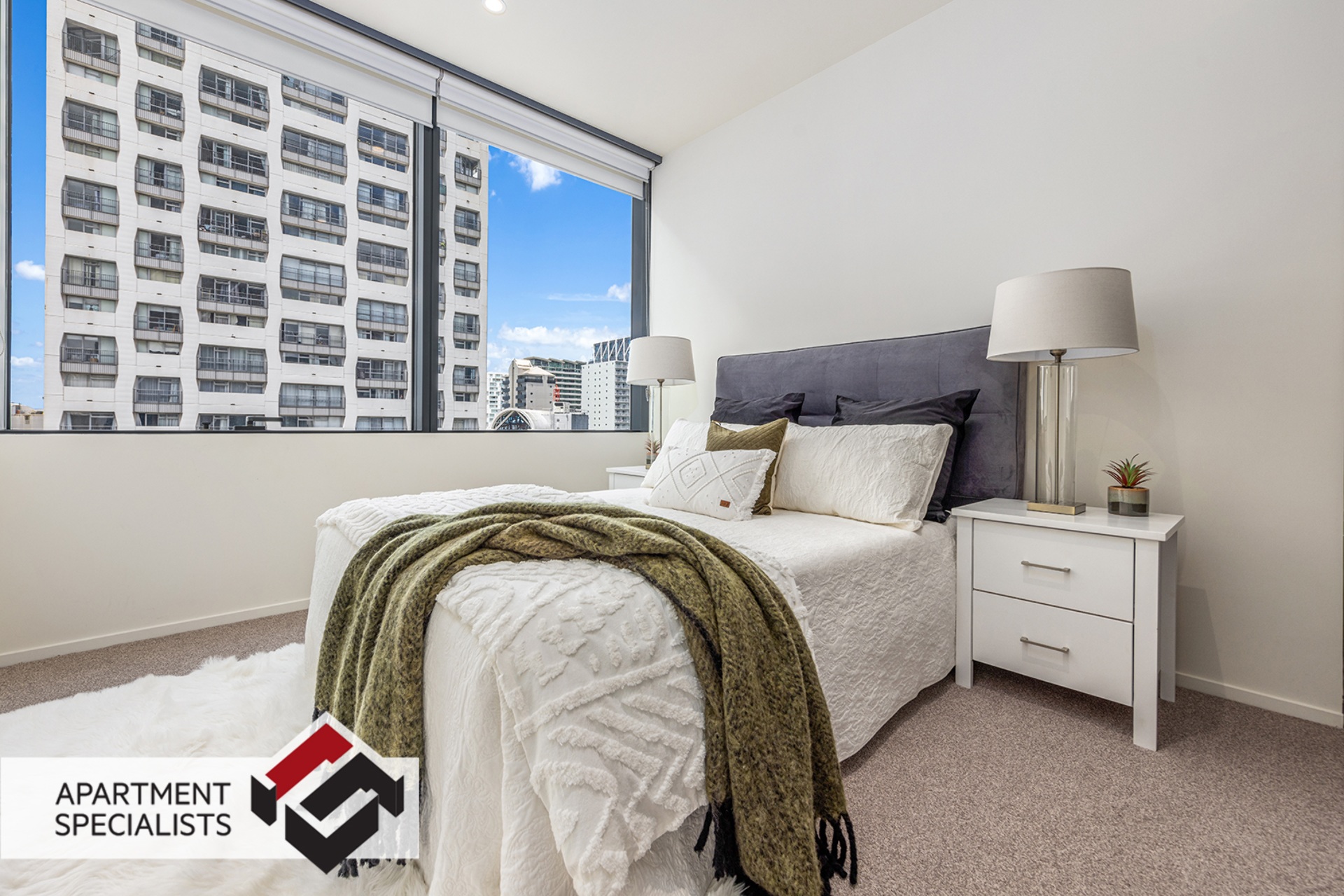 10 | 10 Commerce Street, City Centre | Apartment Specialists