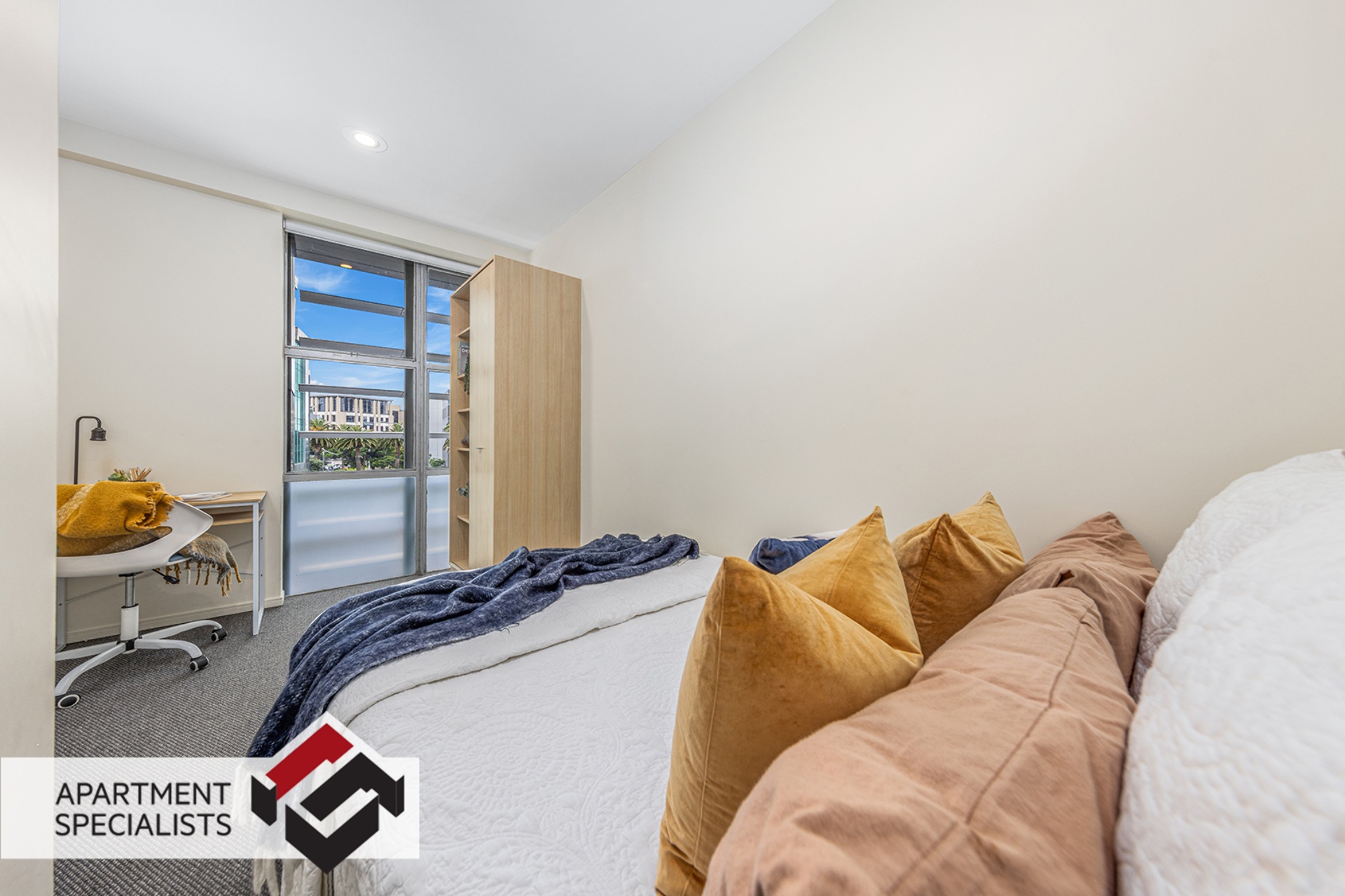 15 | 85 Beach Road, City Centre | Apartment Specialists