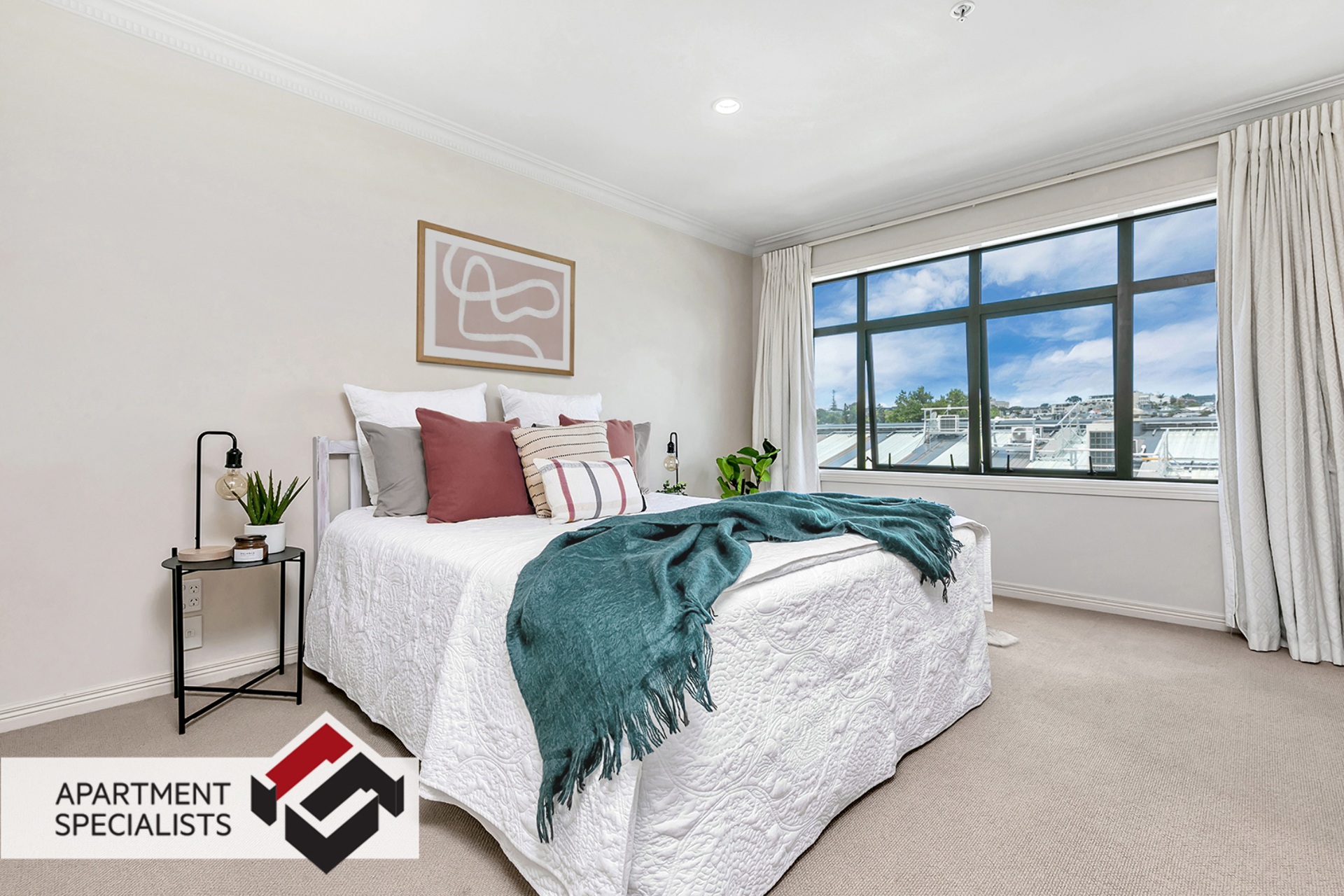 1 | 118 Gladstone Road, City Centre | Apartment Specialists