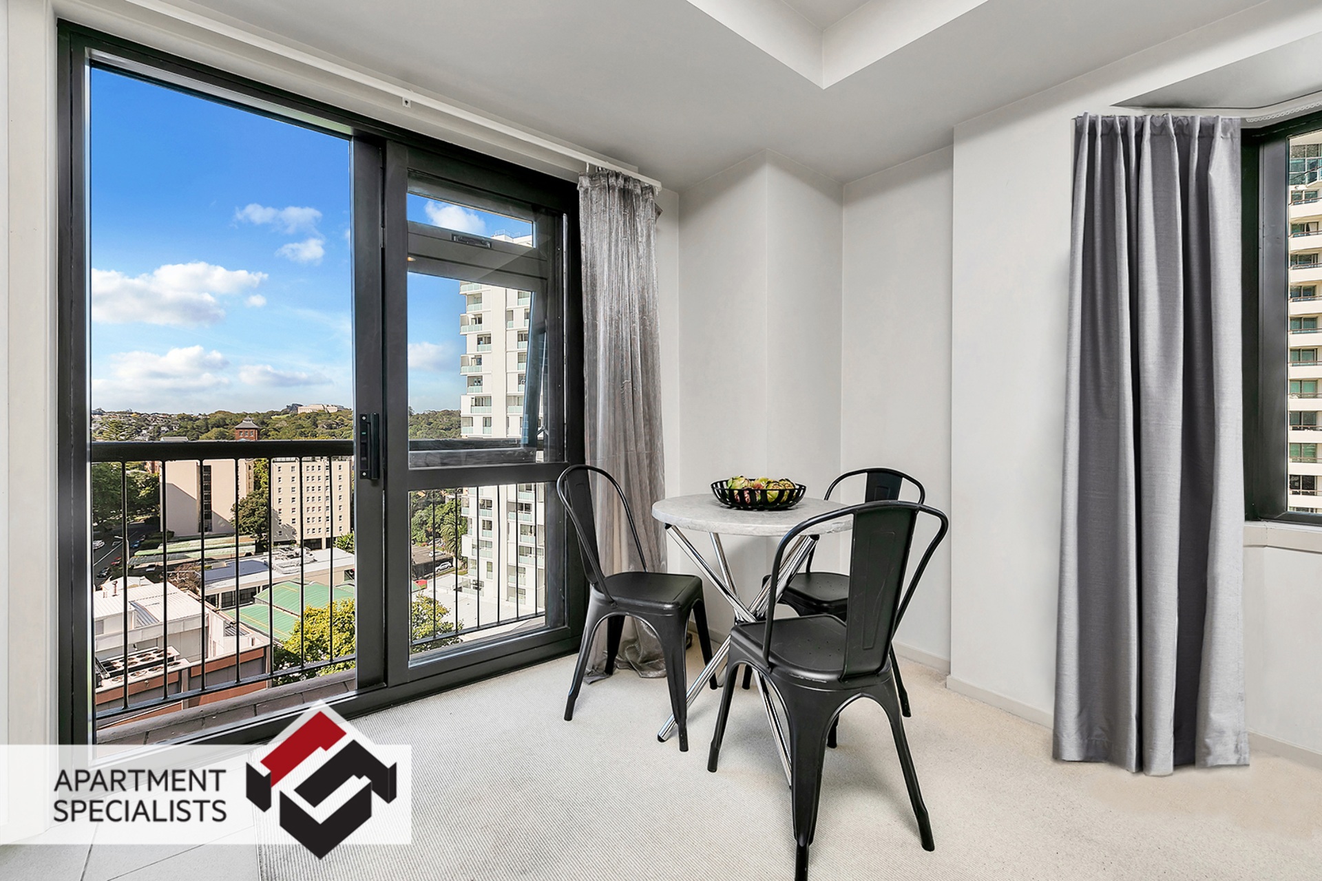 4 | 2 Eden Crescent, City Centre | Apartment Specialists