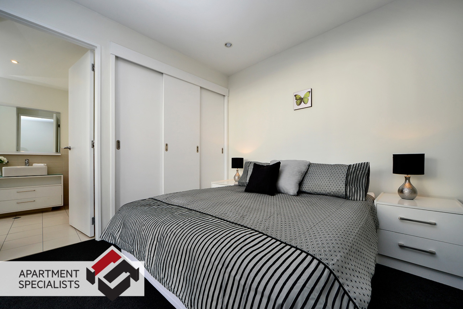 1 | 18 Beach Road, City Centre | Apartment Specialists