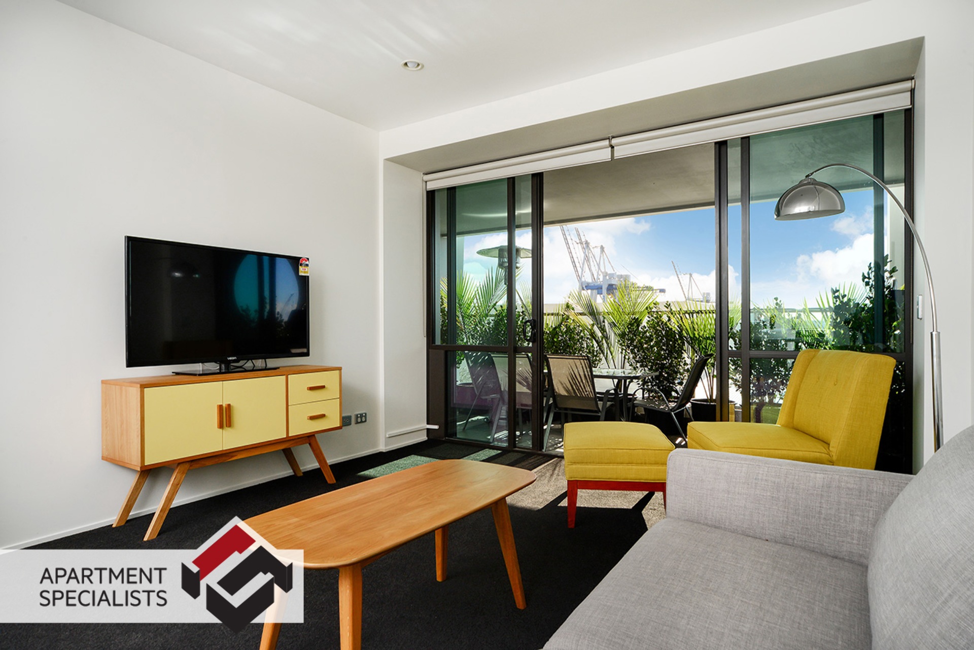 5 | 18 Beach Road, City Centre | Apartment Specialists