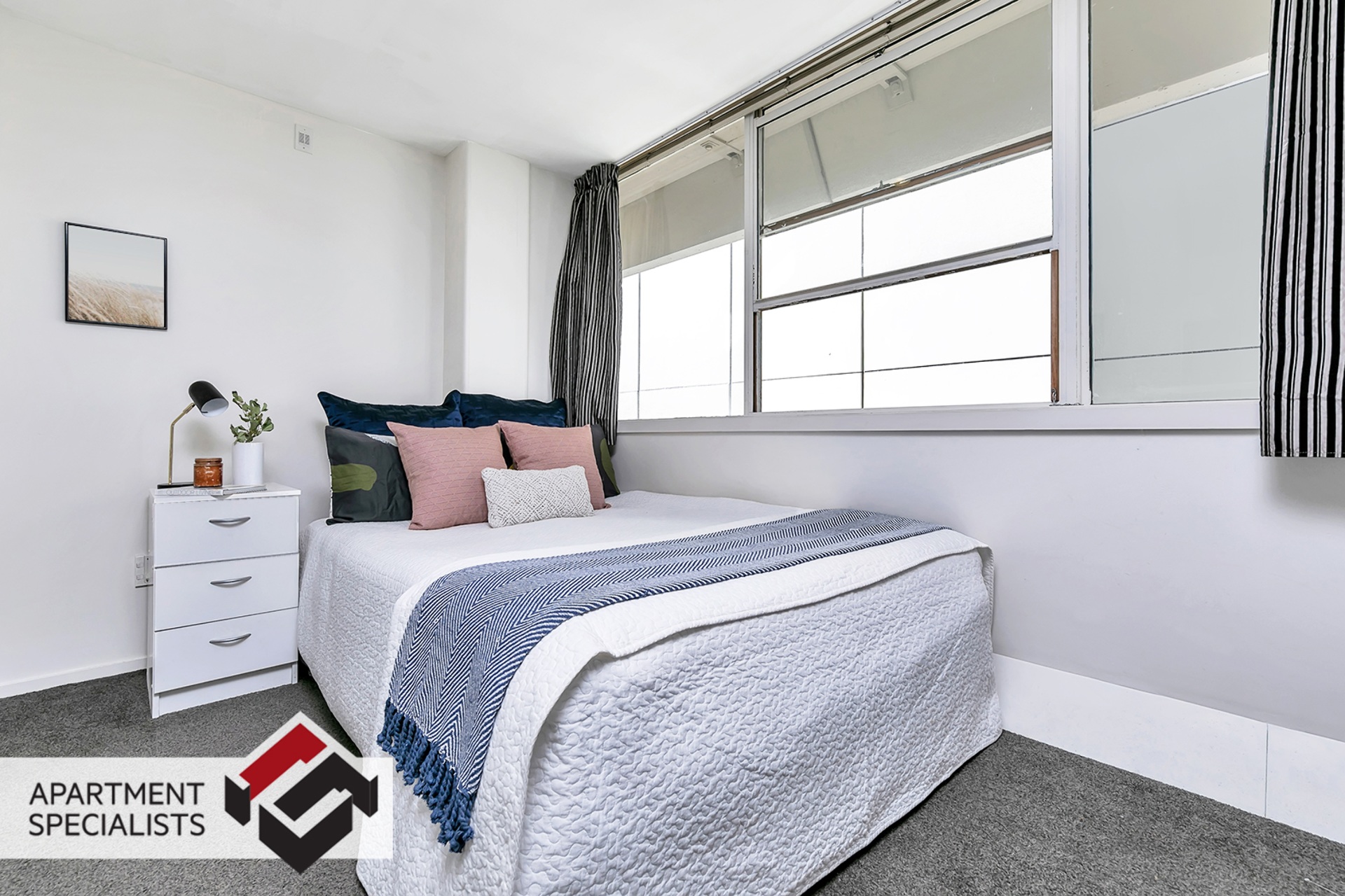 5 | 2 Whitaker Place, City Centre | Apartment Specialists