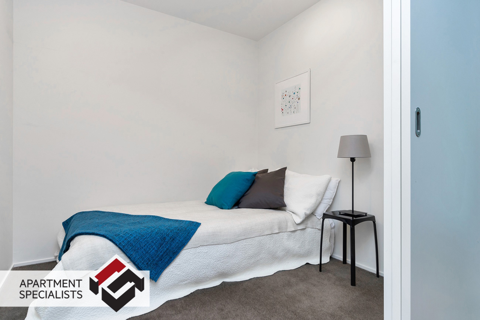 10 | 30 Beach Road, City Centre | Apartment Specialists