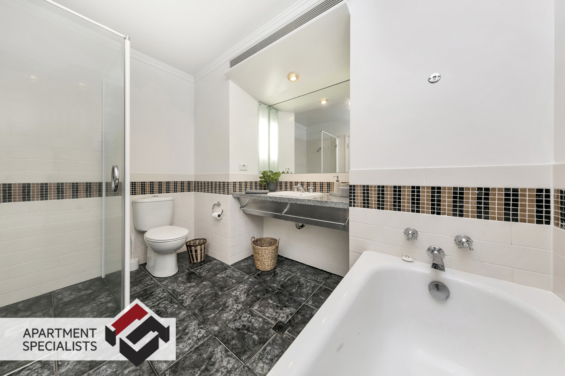 8 | 35 Hobson Street, City Centre | Apartment Specialists