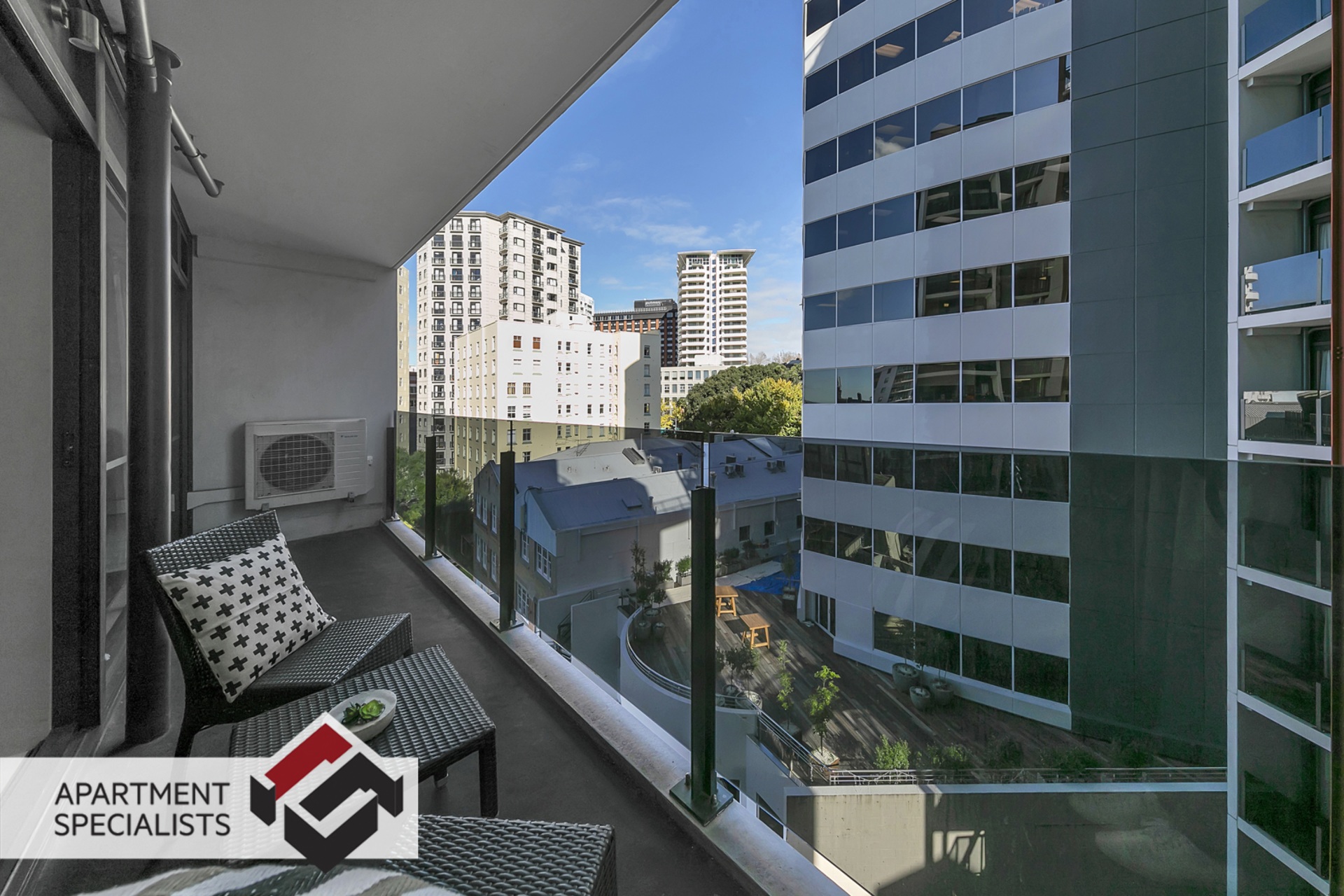 1 | 19 Anzac Avenue, City Centre | Apartment Specialists