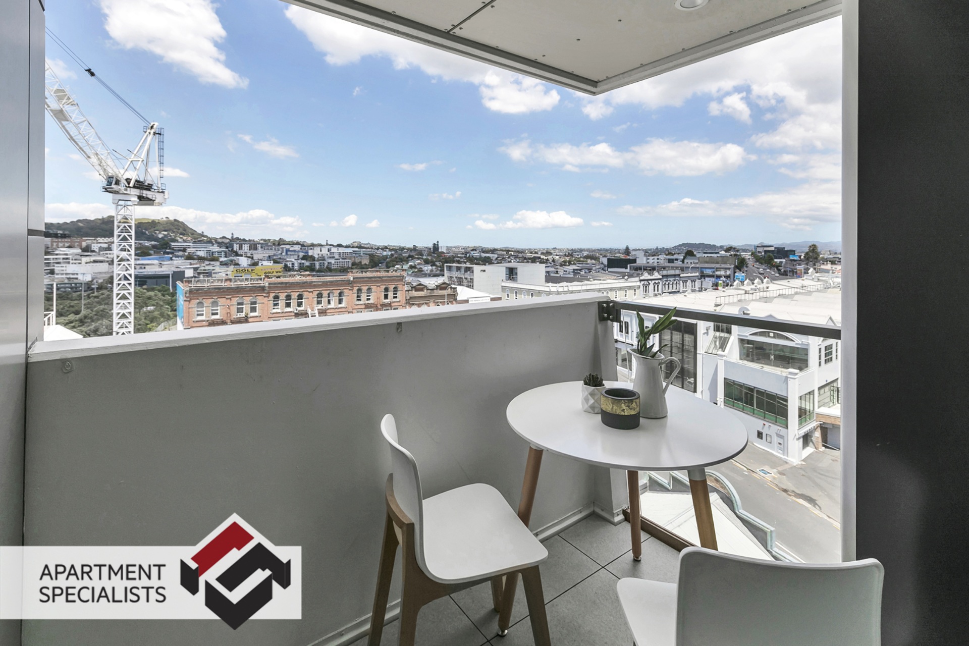 1 | 5 Howe Street, City Centre | Apartment Specialists