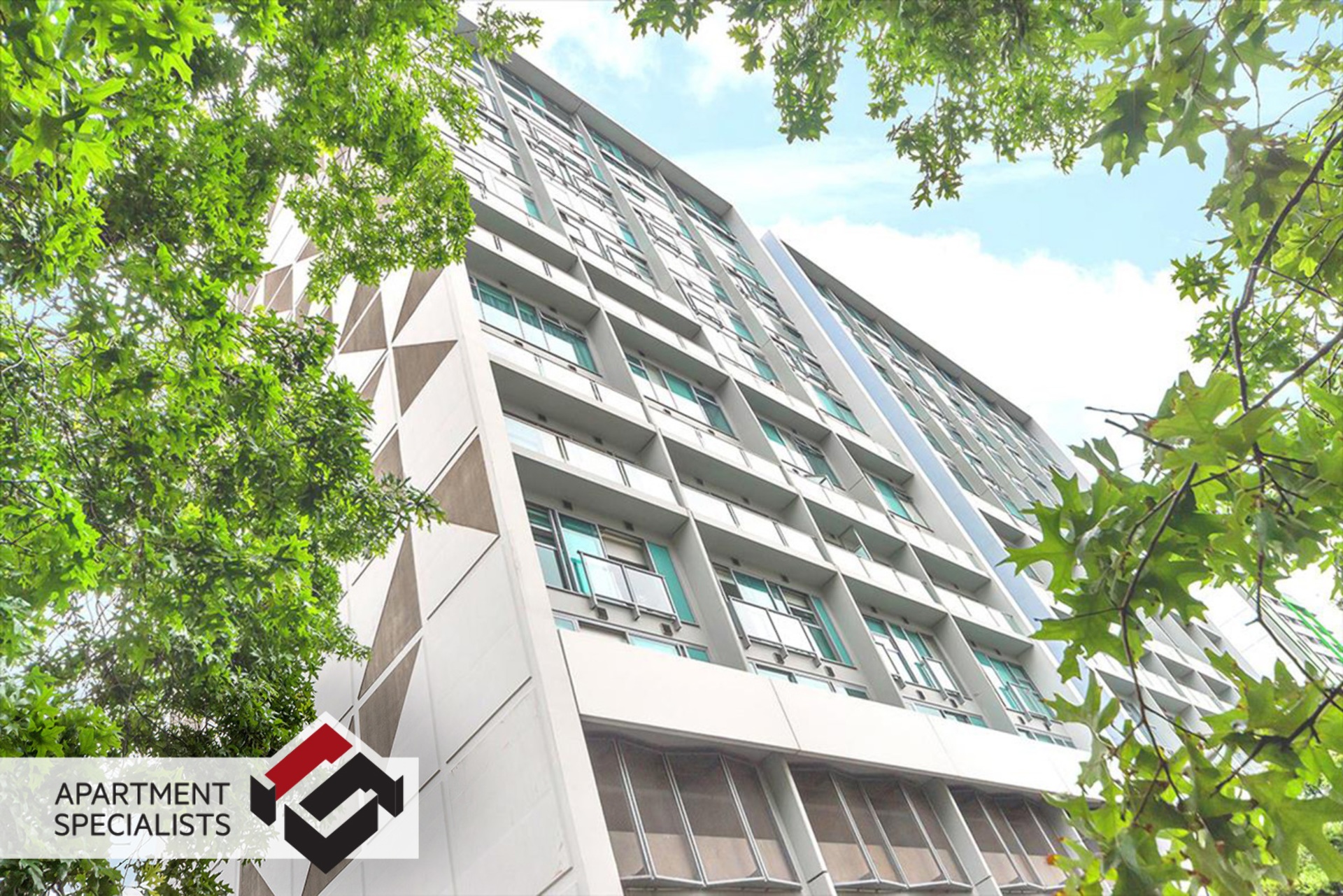 9 | 2 Beach Road, City Centre | Apartment Specialists