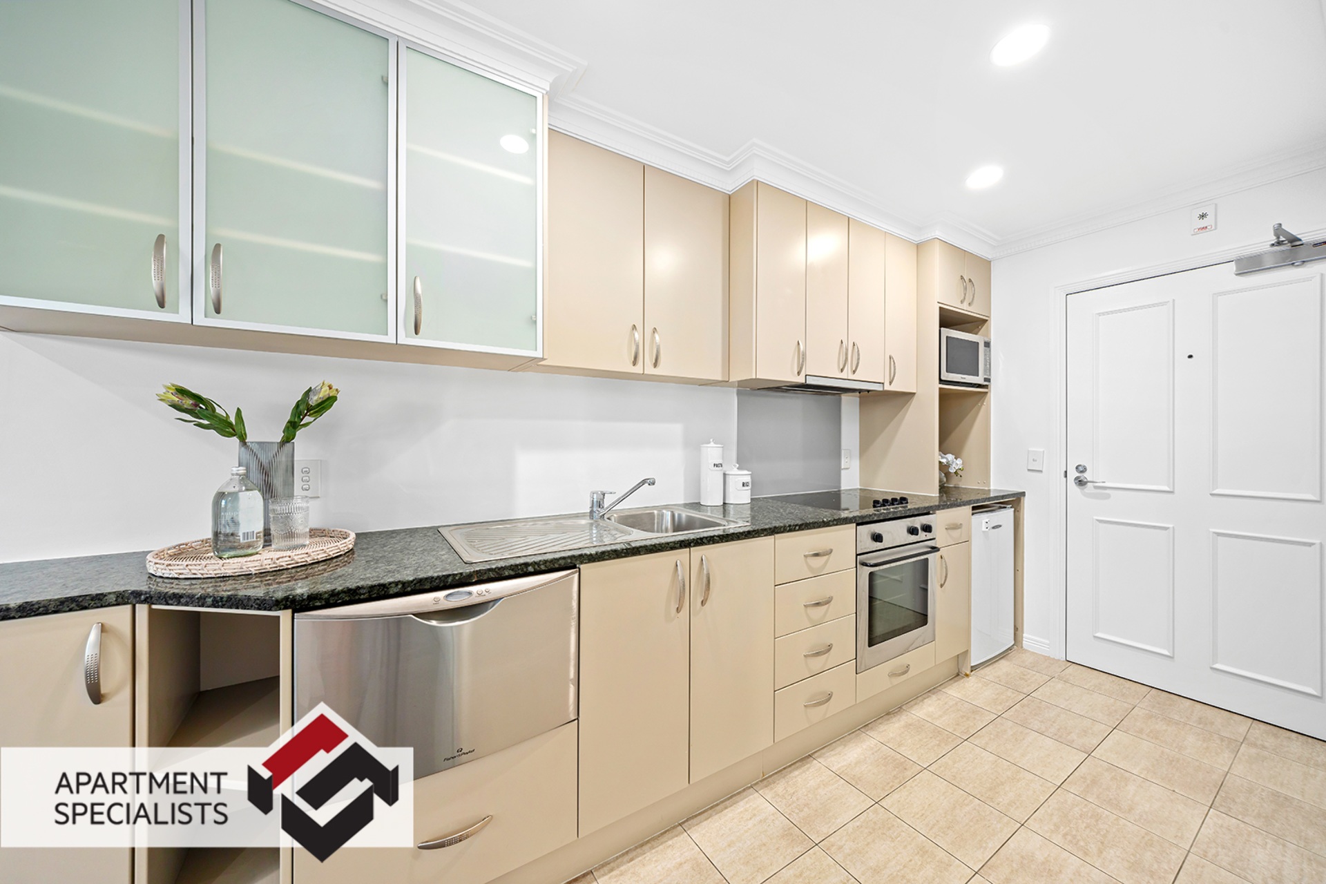9 | 118 Gladstone Road, City Centre | Apartment Specialists
