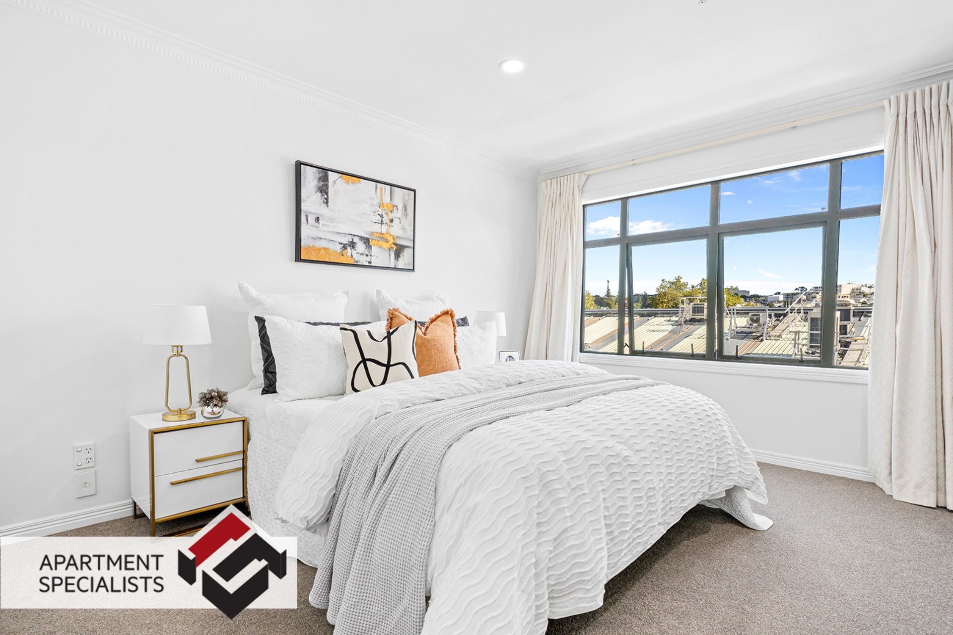 1 | 118 Gladstone Road, City Centre | Apartment Specialists