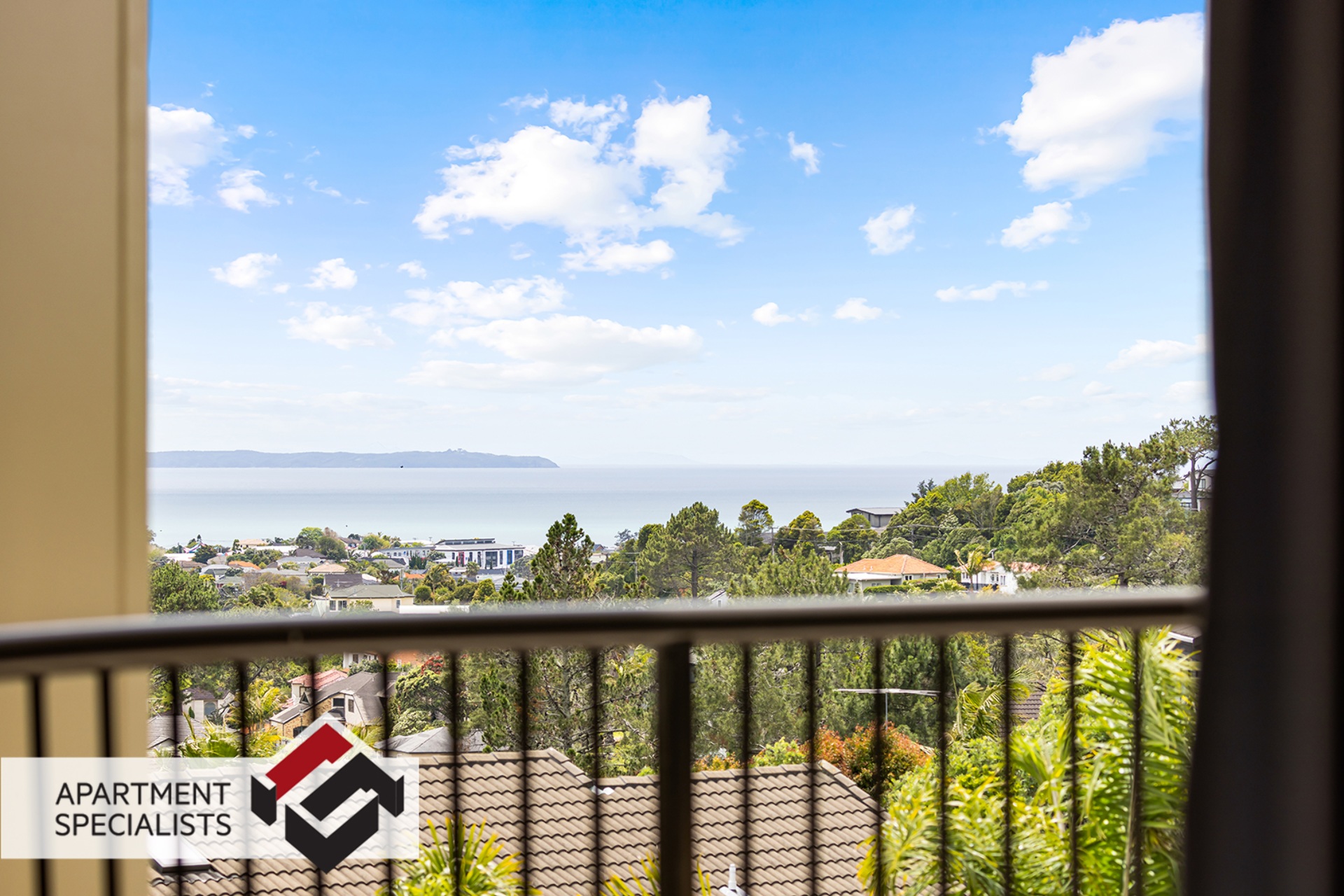 16 | 525 East Coast Road, Browns Bay | Apartment Specialists