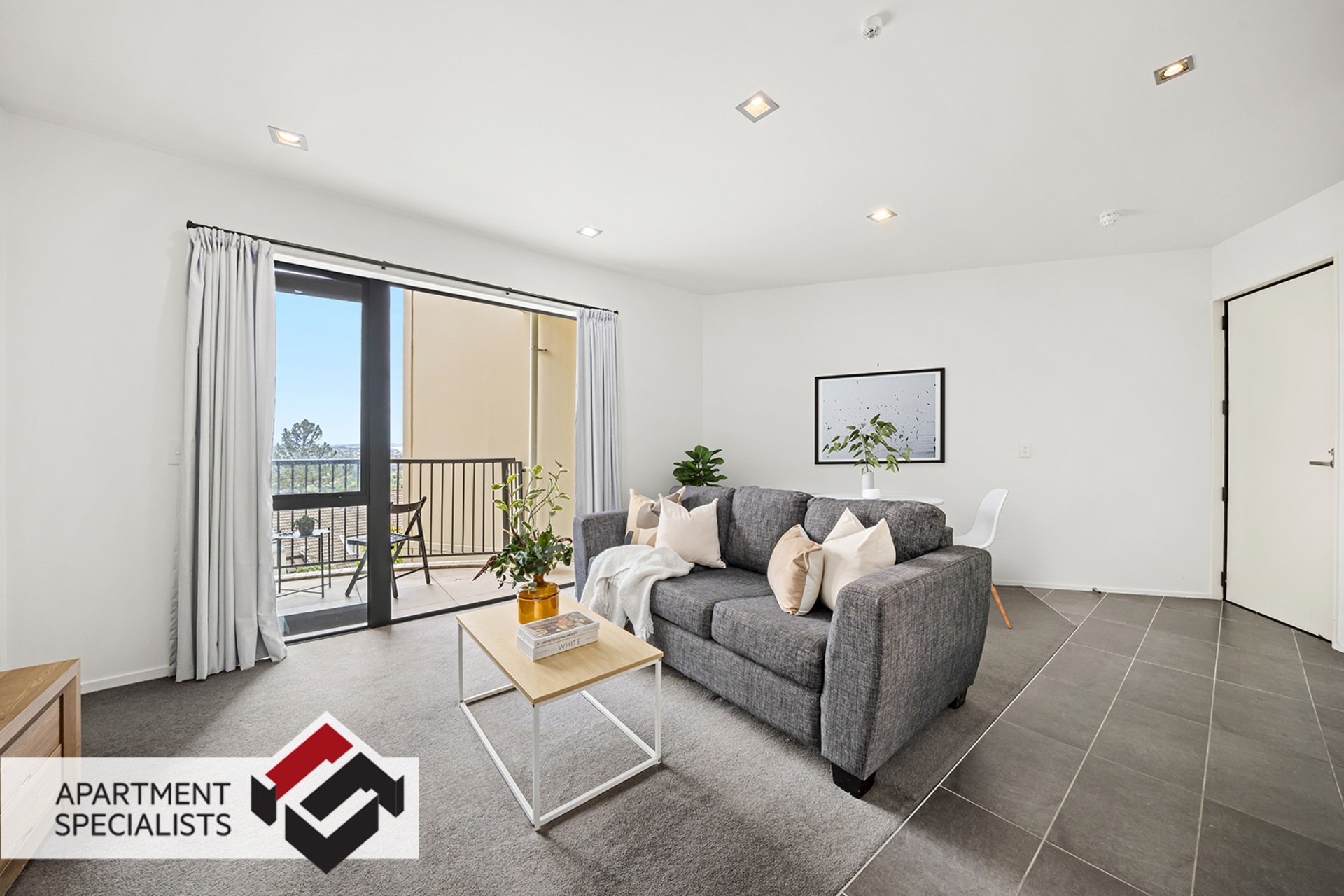 6 | 525 East Coast Road, Browns Bay | Apartment Specialists